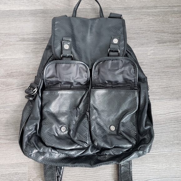 Women's Black Leather Bag - Picture 2 of 6